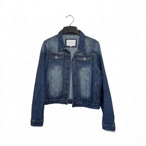 The Style Between Us Cropped Jean Jacket Size L